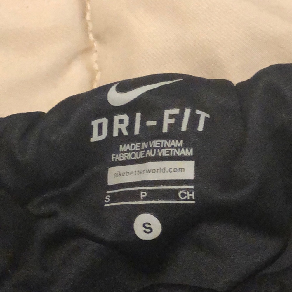 Dri Fit Shorts - Picture 3 of 3